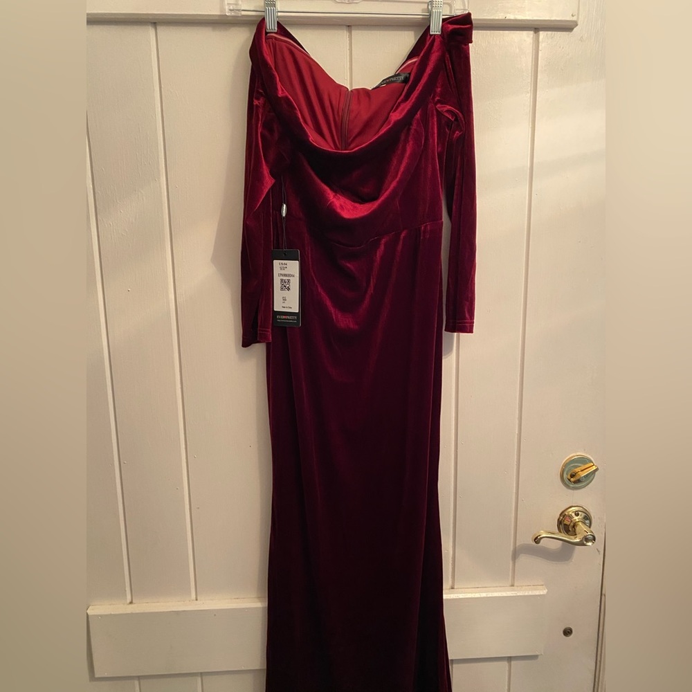 Ever Pretty Red Dress NWT Size 4